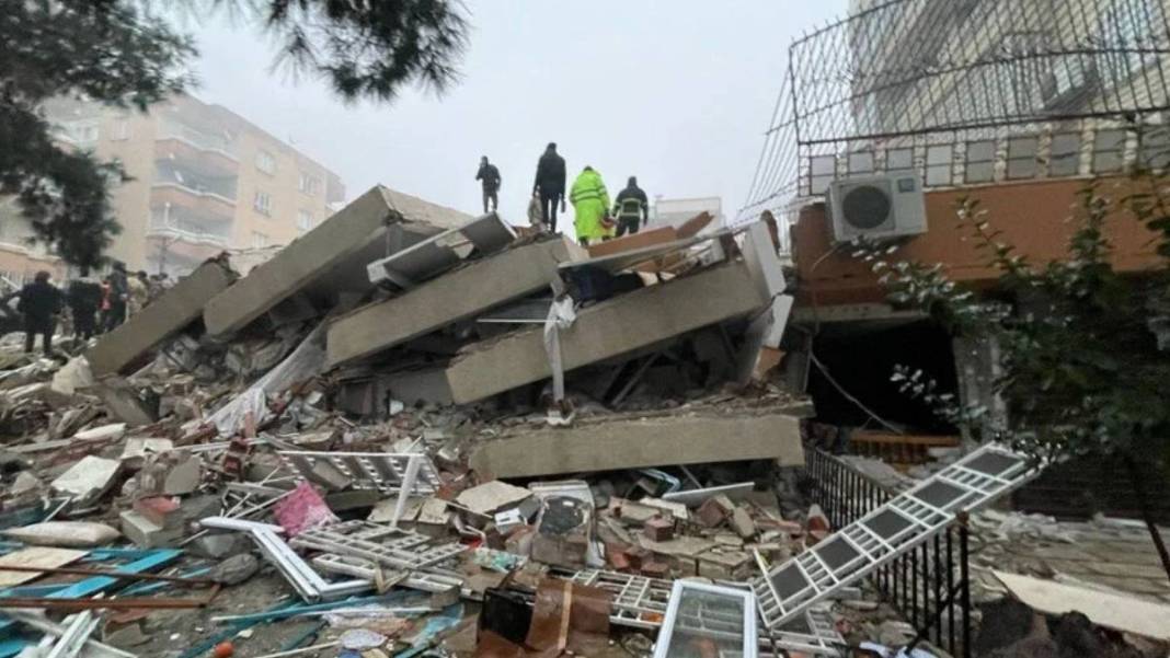 Acı haberi Oğuzhan Uğur bizzat verdi! Ekibine ulaşıp yolladılar: El kadar bebek donarak... 2